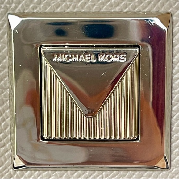 Michael Kors Sylvia Medium Top Zip Leather Purse - Picture 5 of 10